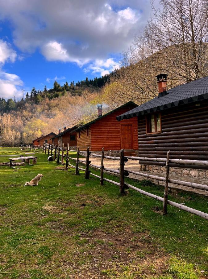 Farma Sotira Hotel Leskovik Buitenkant foto